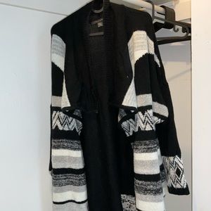 TAHARI LONG CARDIGAN